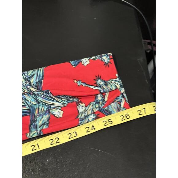 LuLaRoe Women's Tall and Curvy Leggings Size 16 Statue Of Liberty Themed - Picture 7 of 9